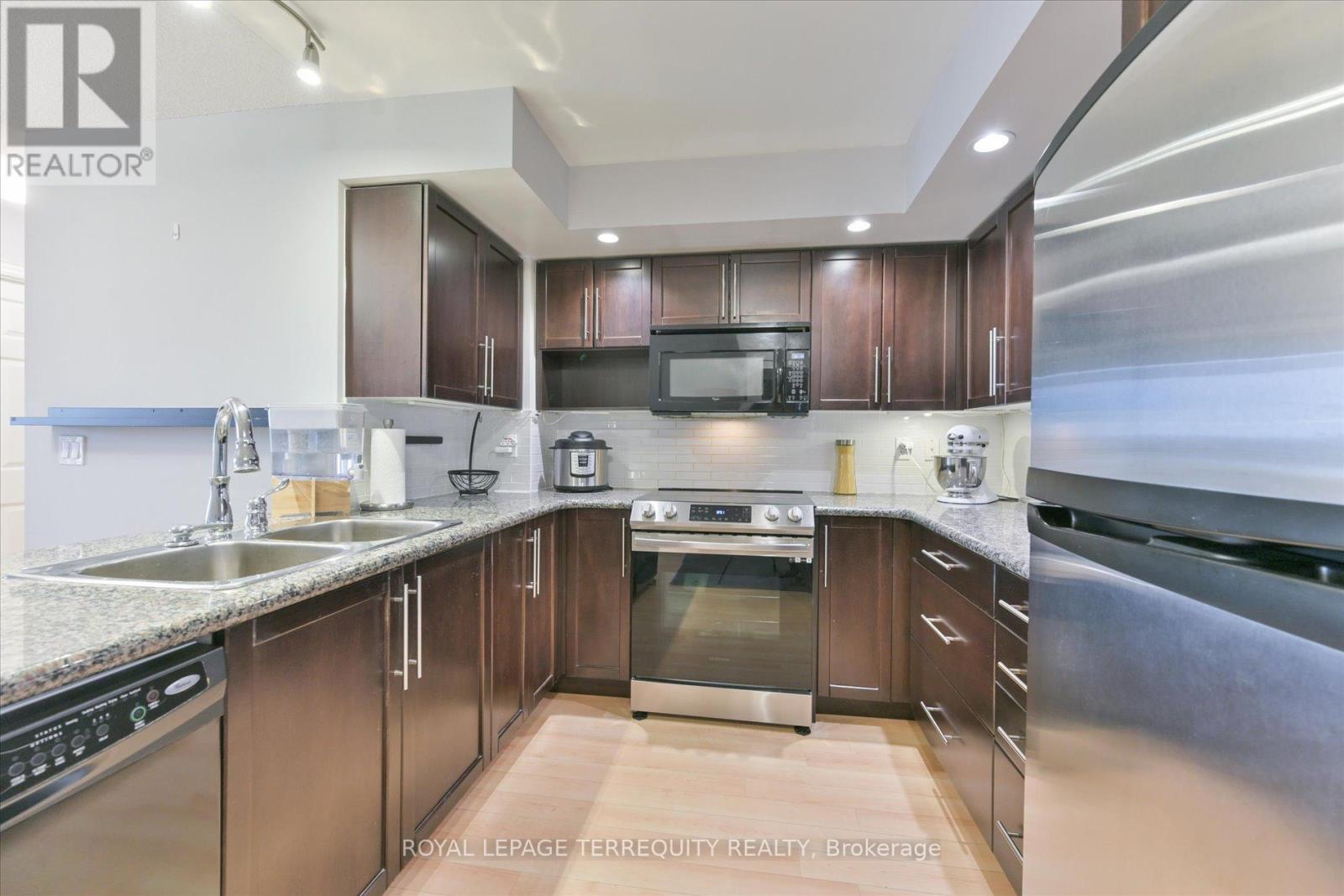 1287 - 23 Cox Boulevard, Markham, Ontario  L3R 7Z9 - Photo 9 - N12689506