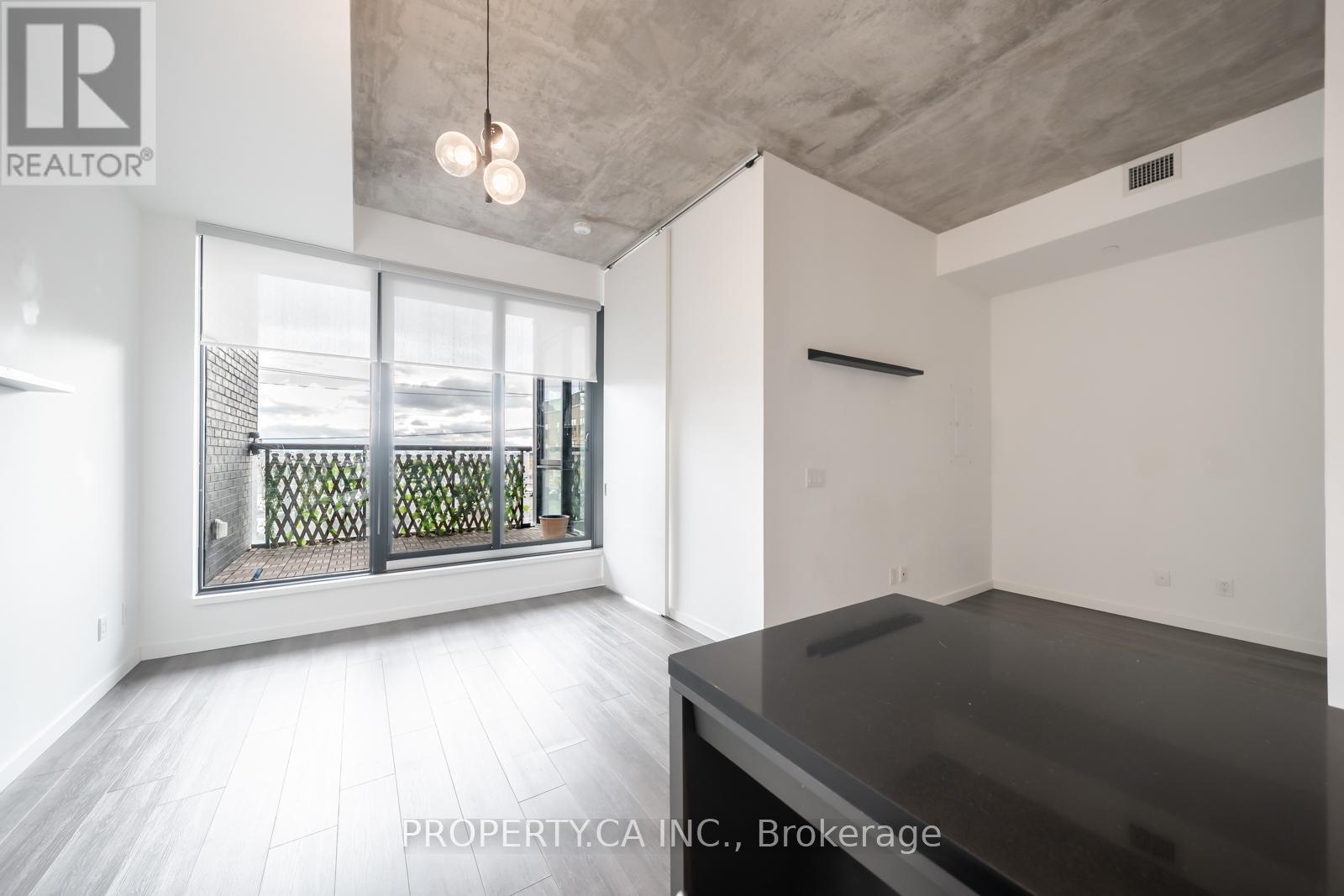 212 - 7 Smith Crescent, Toronto, Ontario  M8Z 0G3 - Photo 14 - W12689462