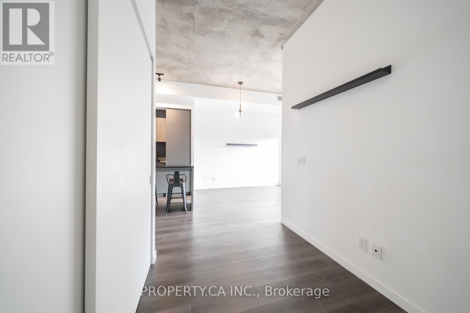 212 - 7 Smith Crescent, Toronto, Ontario  M8Z 0G3 - Photo 17 - W12689462