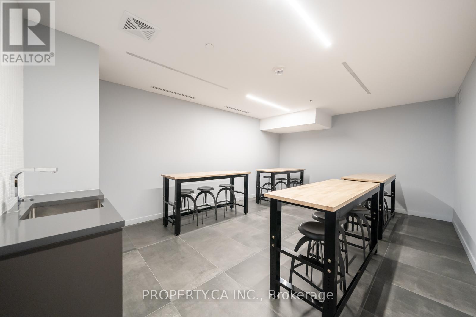 212 - 7 Smith Crescent, Toronto, Ontario  M8Z 0G3 - Photo 22 - W12689462