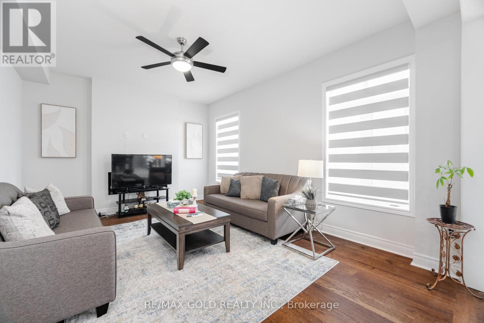 15 Duxbury Road, Brampton, Ontario  L6R 4E3 - Photo 20 - W12689486