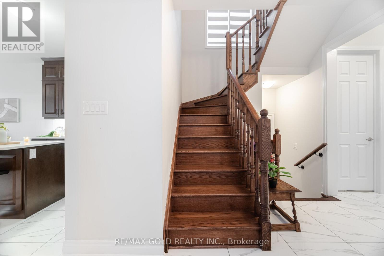 15 Duxbury Road, Brampton, Ontario  L6R 4E3 - Photo 23 - W12689486