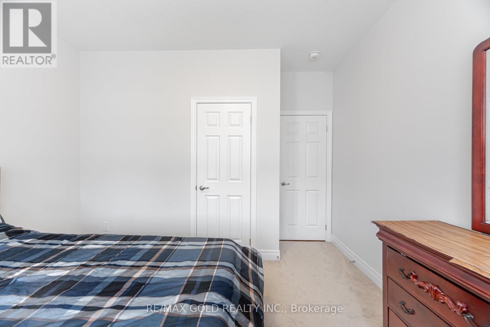 15 Duxbury Road, Brampton, Ontario  L6R 4E3 - Photo 34 - W12689486