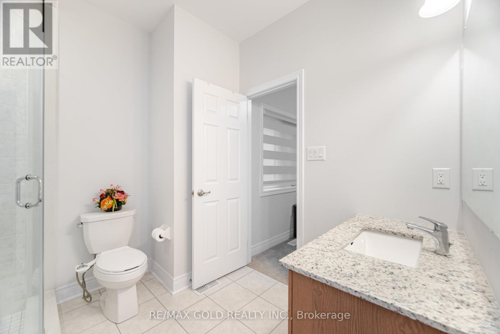 15 Duxbury Road, Brampton, Ontario  L6R 4E3 - Photo 35 - W12689486