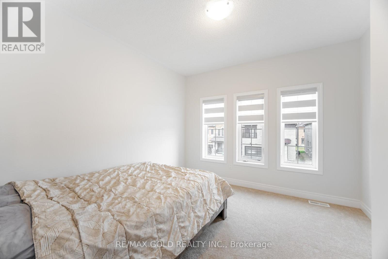 15 Duxbury Road, Brampton, Ontario  L6R 4E3 - Photo 39 - W12689486