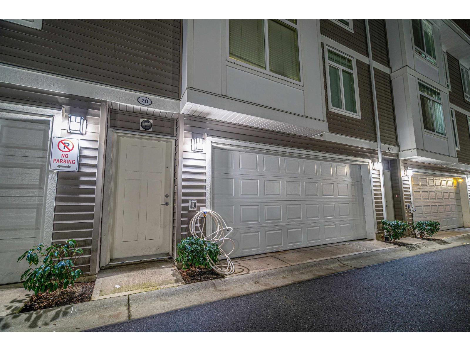 26 11267 133 Street, Surrey, British Columbia  V3R 0E3 - Photo 3 - R3077690