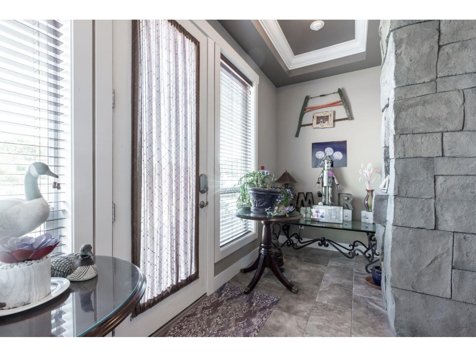 2379 Chardonnay Lane, Abbotsford, British Columbia  V4X 0A6 - Photo 28 - R3077880