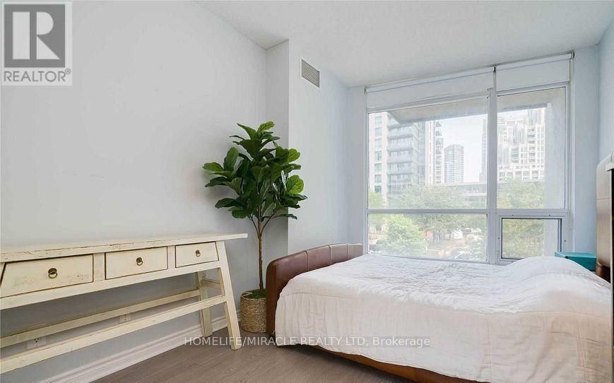 203 - 219 Fort York Boulevard, Toronto, Ontario  M5V 1B1 - Photo 16 - C12684076