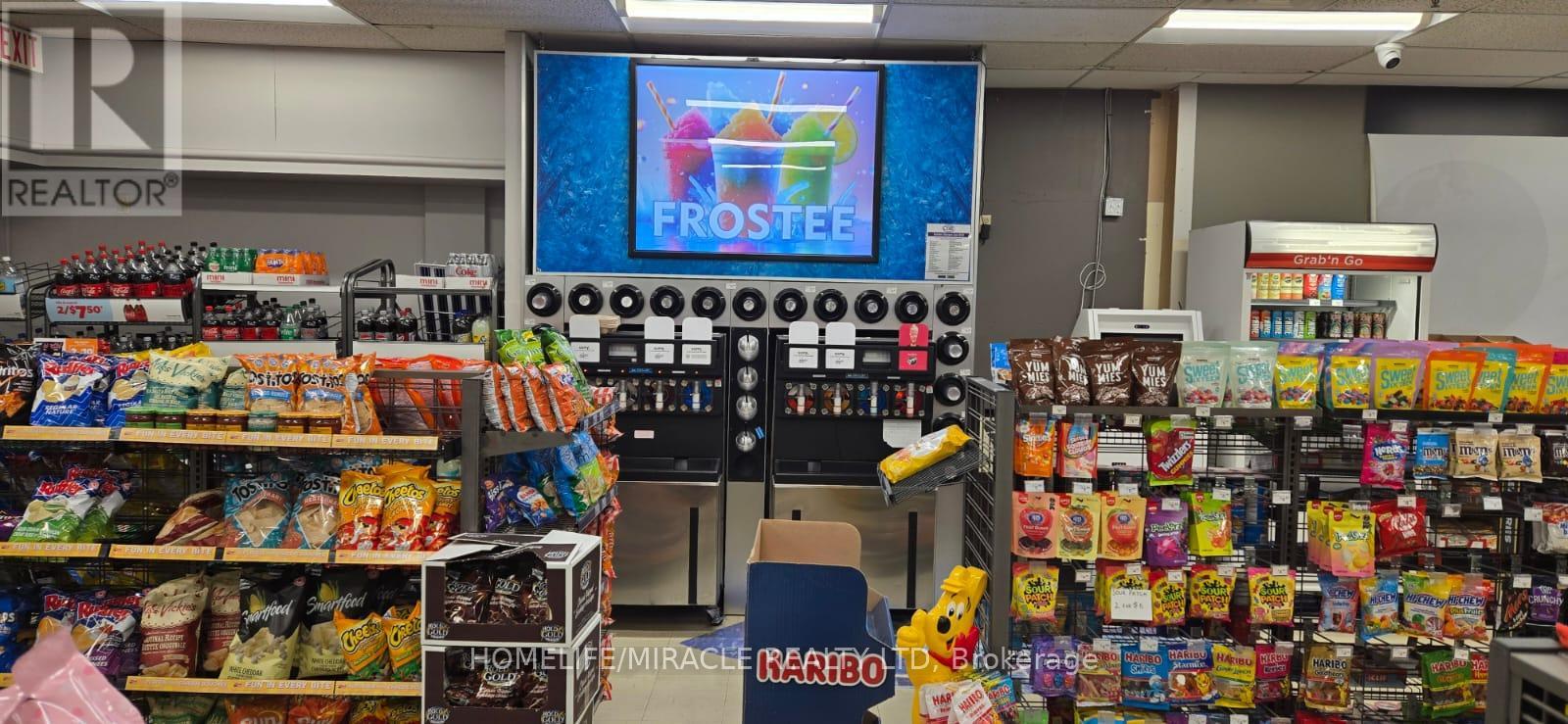 A01 - 800 Steeles Avenue W, Vaughan, Ontario  L4J 7L2 - Photo 3 - N12689064