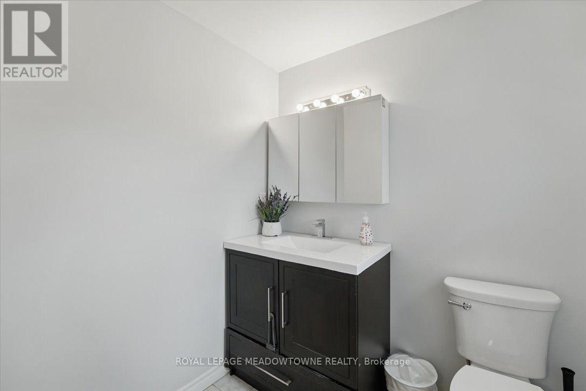 6486 Edenwood Drive, Mississauga, Ontario  L5N 3K1 - Photo 18 - W12689318