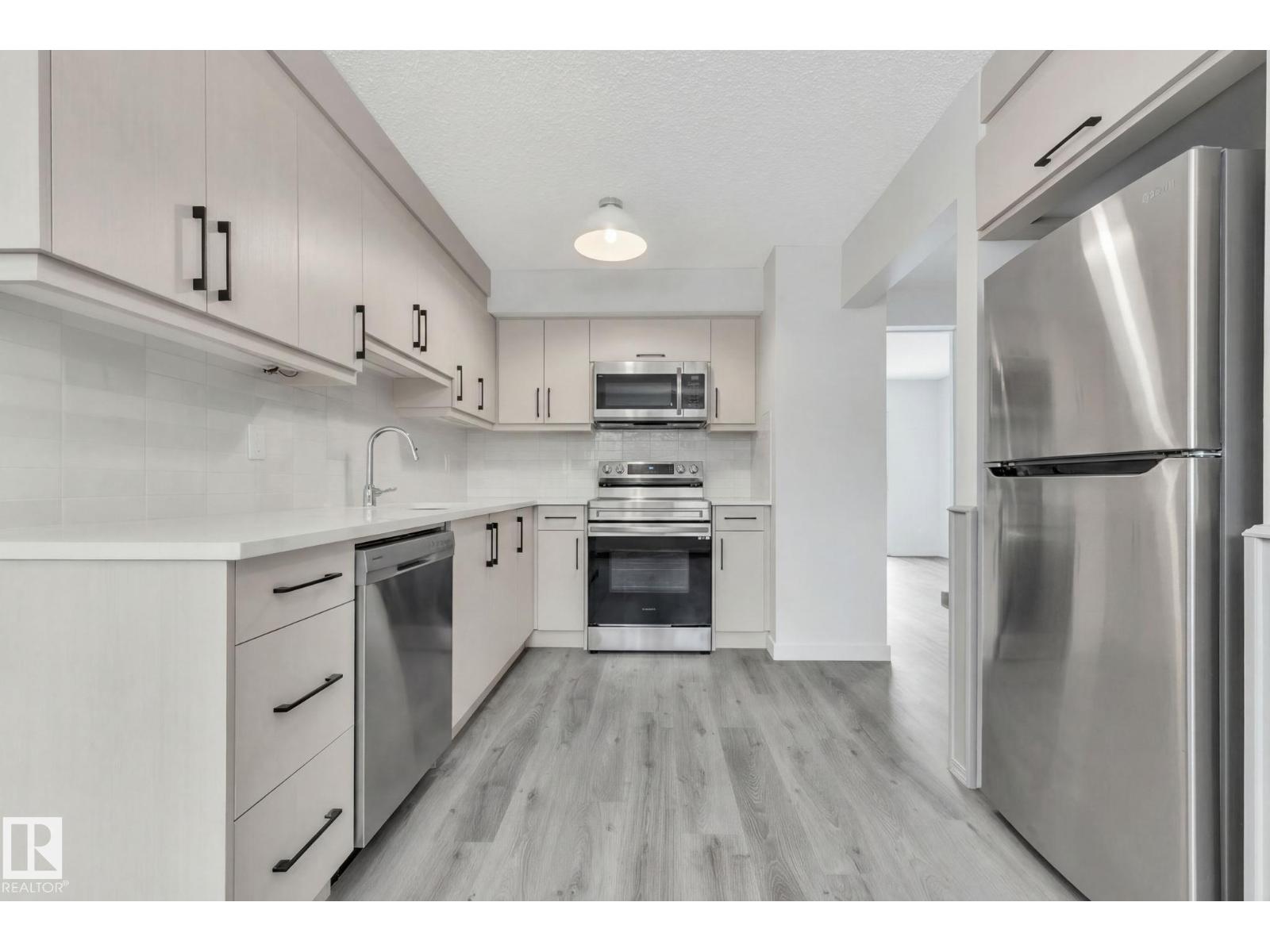 1281 Hooke Rd Nw, Edmonton, Alberta  T5A 4A5 - Photo 14 - E4469747