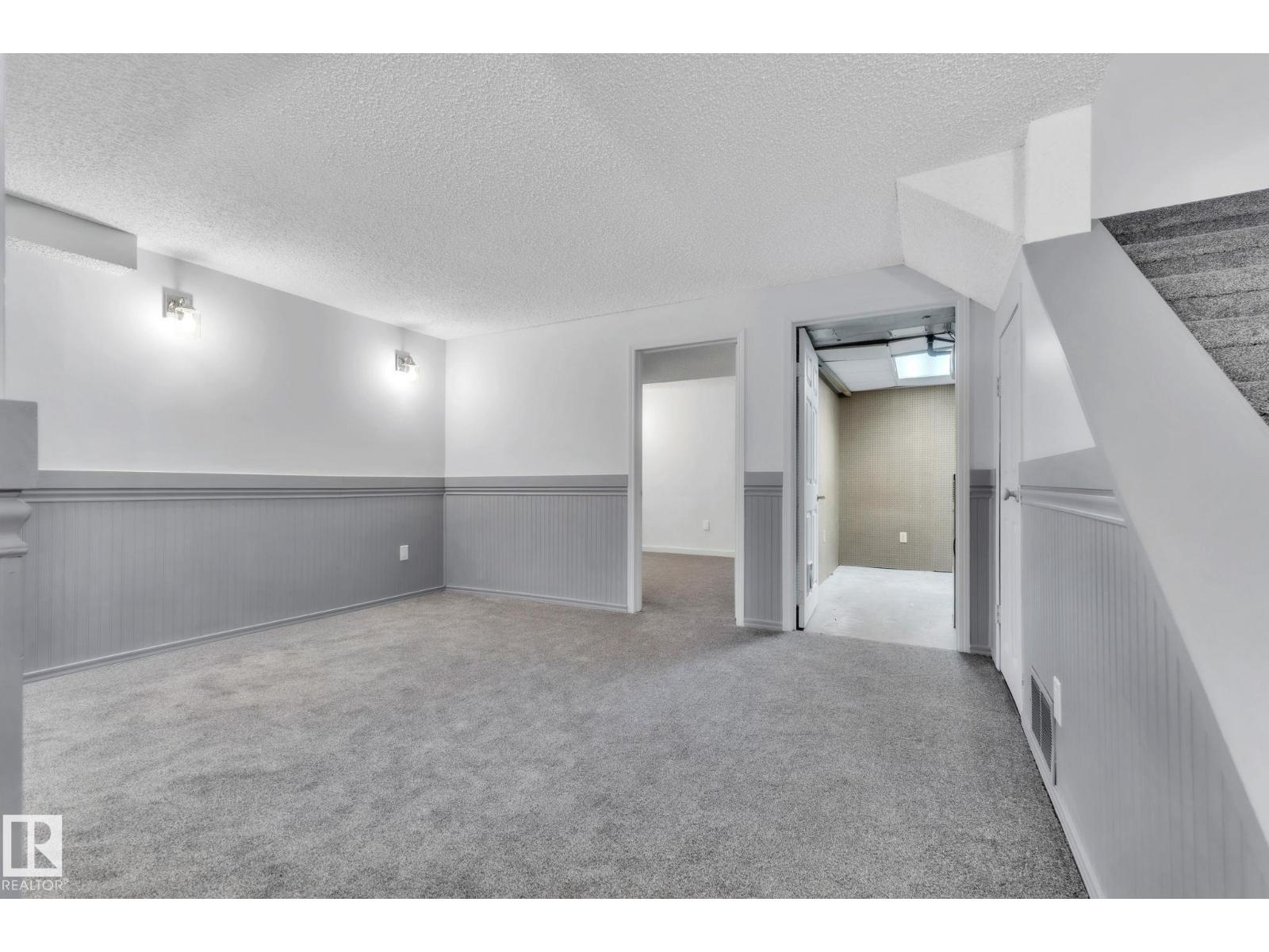 1281 Hooke Rd Nw, Edmonton, Alberta  T5A 4A5 - Photo 39 - E4469747