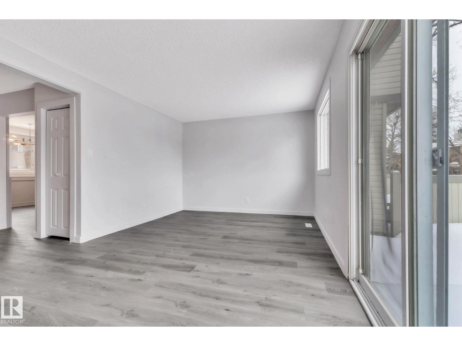 1281 Hooke Rd Nw, Edmonton, Alberta  T5A 4A5 - Photo 6 - E4469747