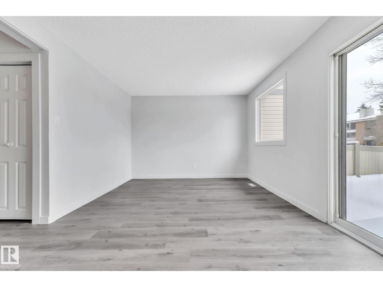 1281 Hooke Rd Nw, Edmonton, Alberta  T5A 4A5 - Photo 8 - E4469747