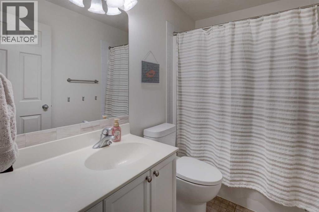 89 Cougar Ridge View Sw, Calgary, Alberta  T3H 4X3 - Photo 35 - A2276817