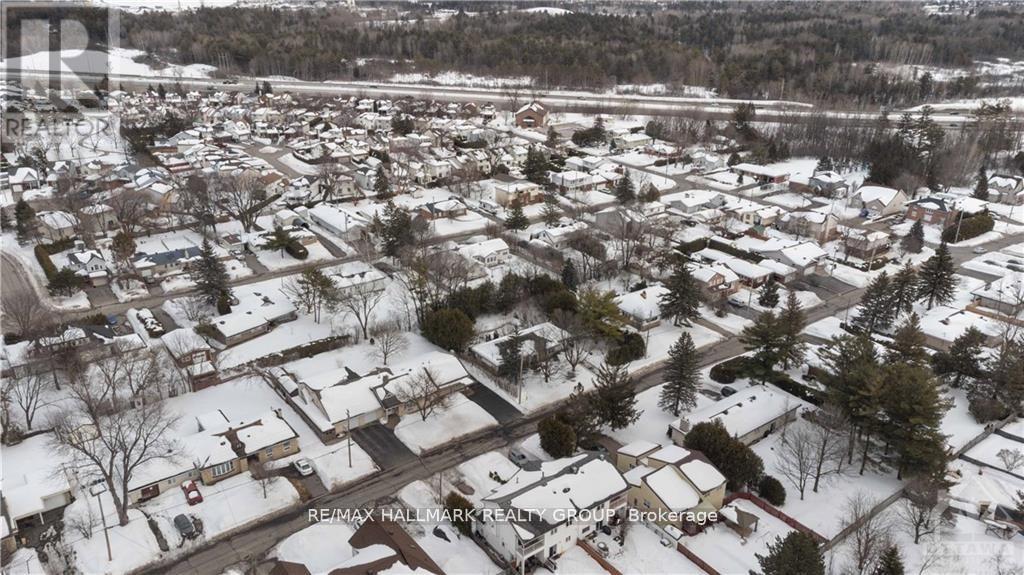 999 Laporte Street, Ottawa, Ontario  K1J 7B2 - Photo 10 - X12689550