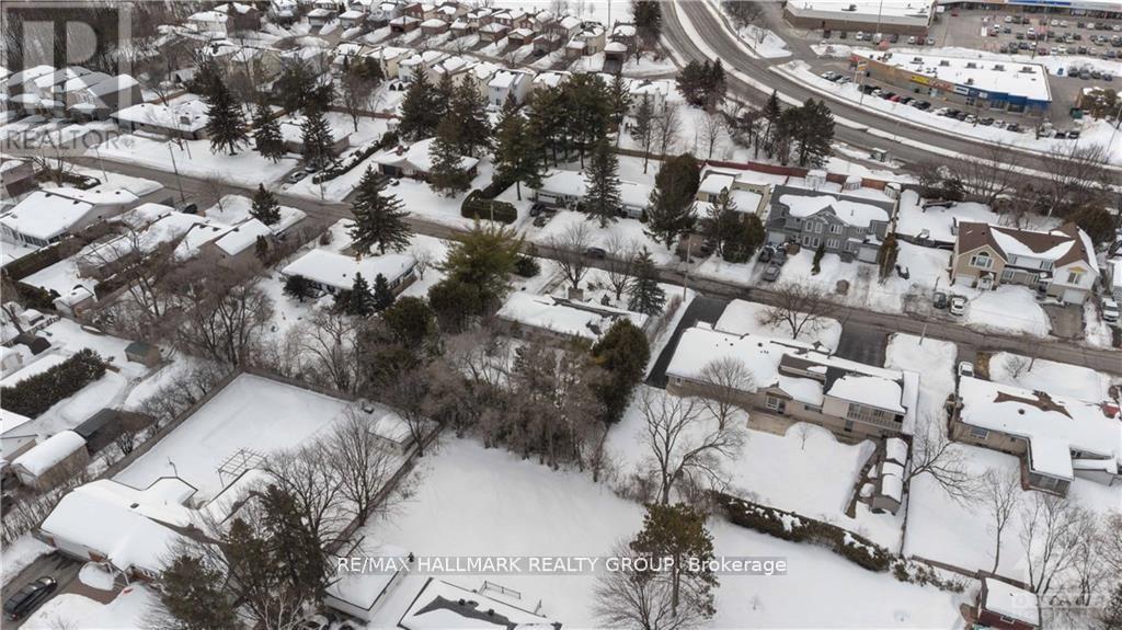 999 Laporte Street, Ottawa, Ontario  K1J 7B2 - Photo 11 - X12689550