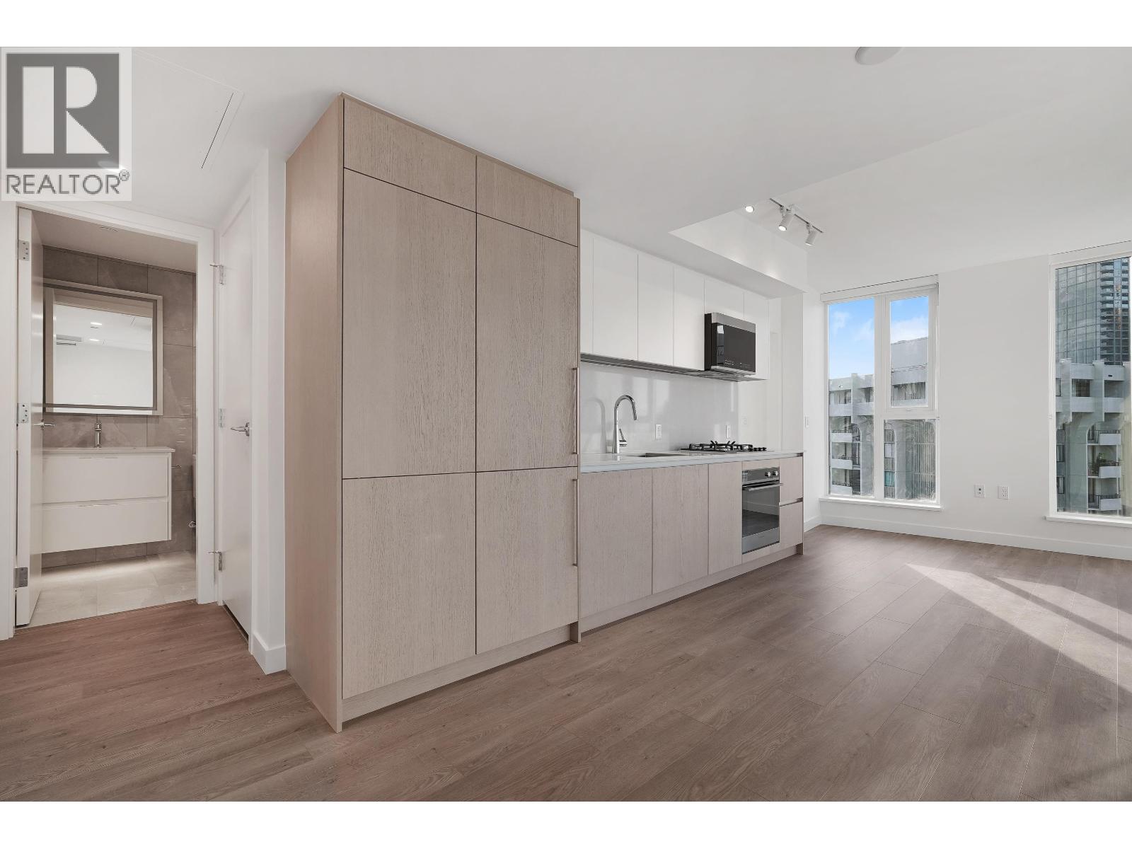 2406 5685 Halley Avenue, Burnaby, British Columbia  V5H 0L9 - Photo 2 - R3078165