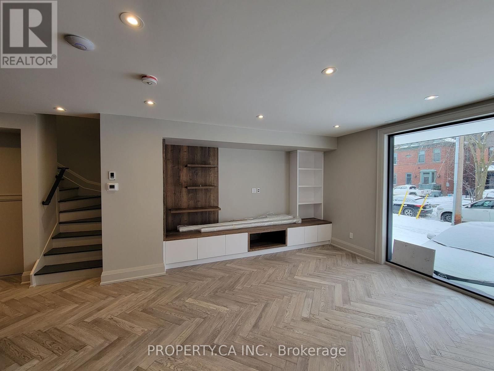 6 - 47 Madison Avenue, Toronto, Ontario  M5R 2S3 - Photo 3 - C12689574