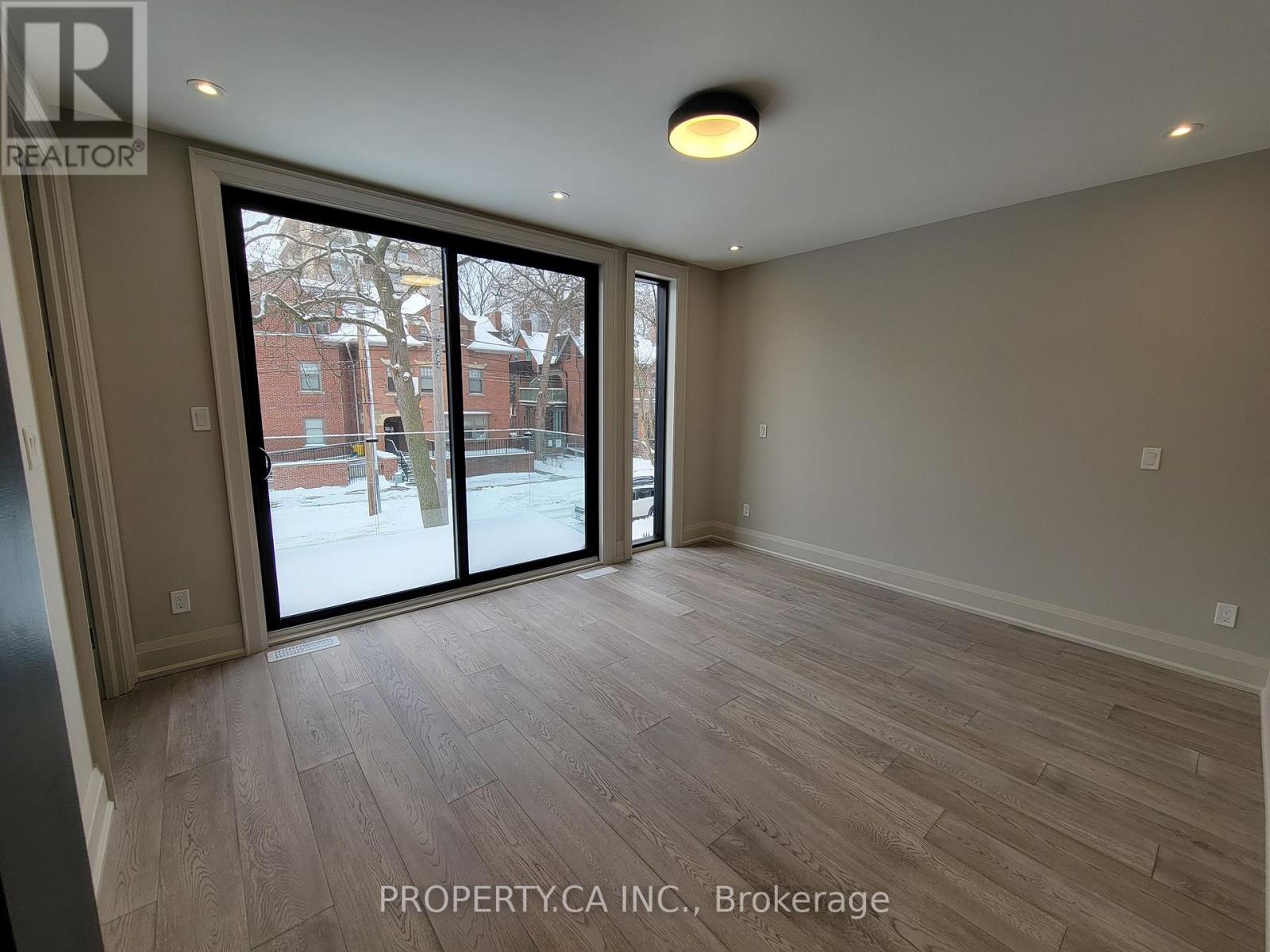 6 - 47 Madison Avenue, Toronto, Ontario  M5R 2S3 - Photo 8 - C12689574