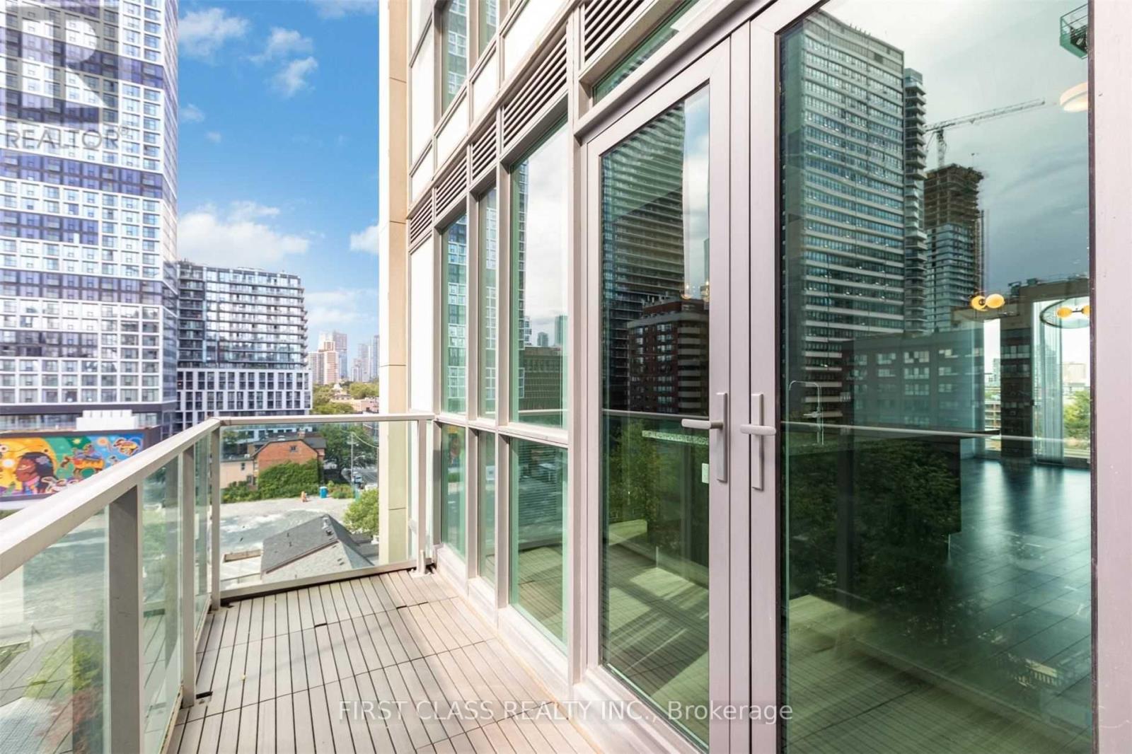 907 - 220 George Street, Toronto, Ontario  M5A 2N1 - Photo 5 - C12689578