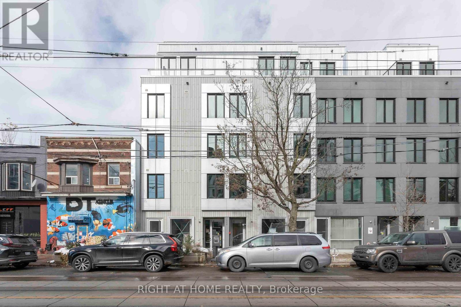 302 - 1598 Queen Street E, Toronto, Ontario  M4L 1E5 - Photo 1 - E12689538