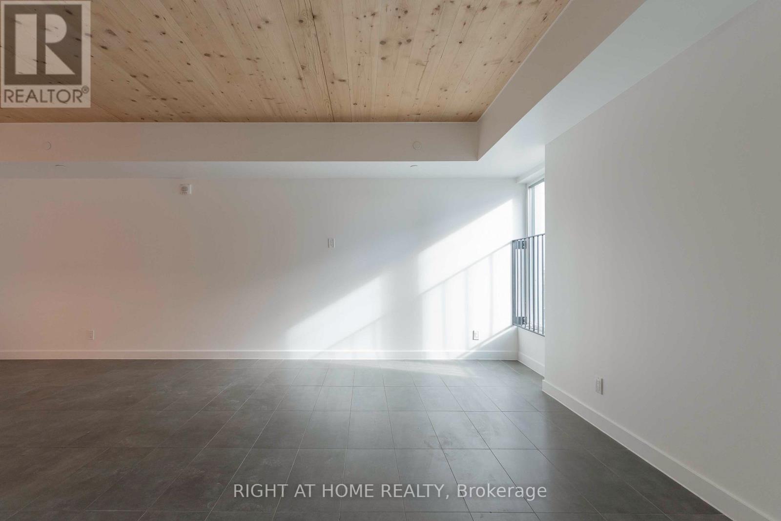 302 - 1598 Queen Street E, Toronto, Ontario  M4L 1E5 - Photo 20 - E12689538