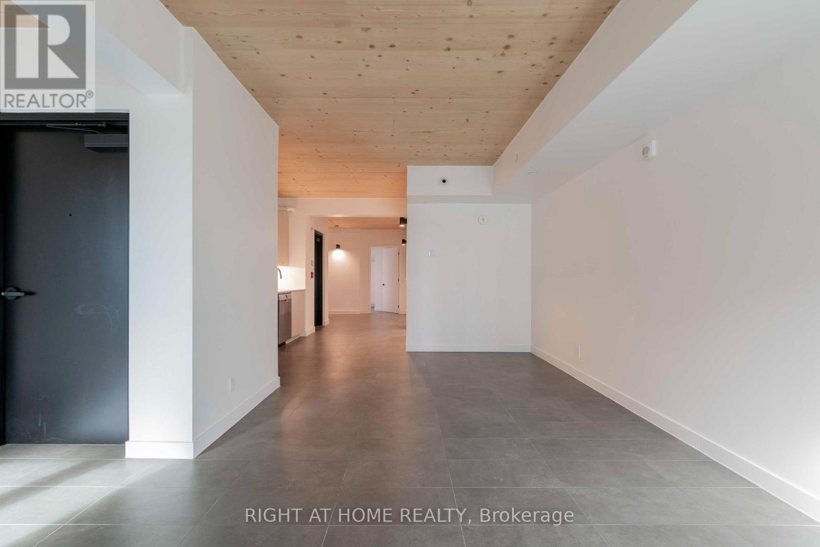 302 - 1598 Queen Street E, Toronto, Ontario  M4L 1E5 - Photo 22 - E12689538