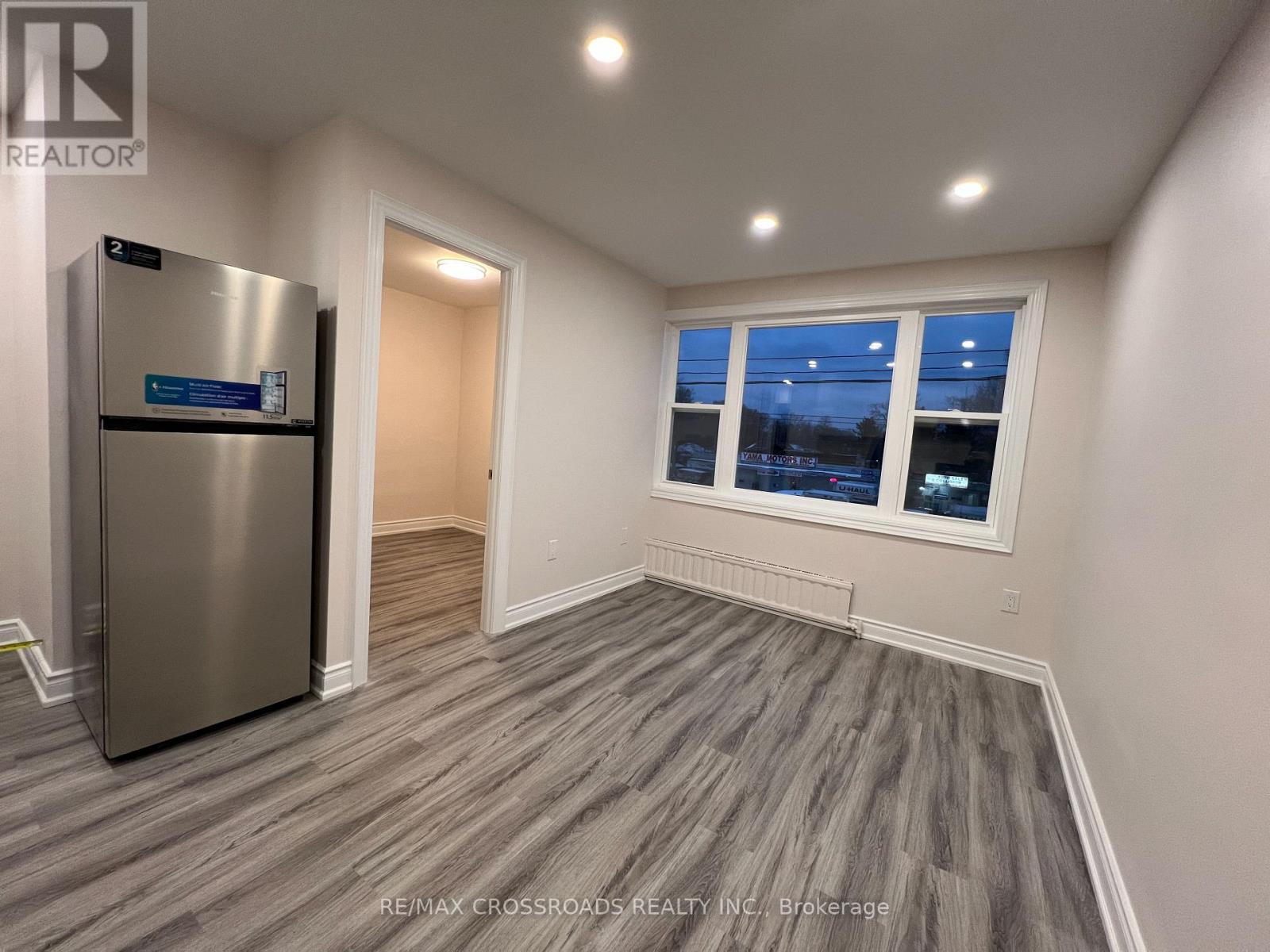 Apt 1 - 1324b Gerrard Street E, Toronto, Ontario  M4L 1Z1 - Photo 4 - E12689566