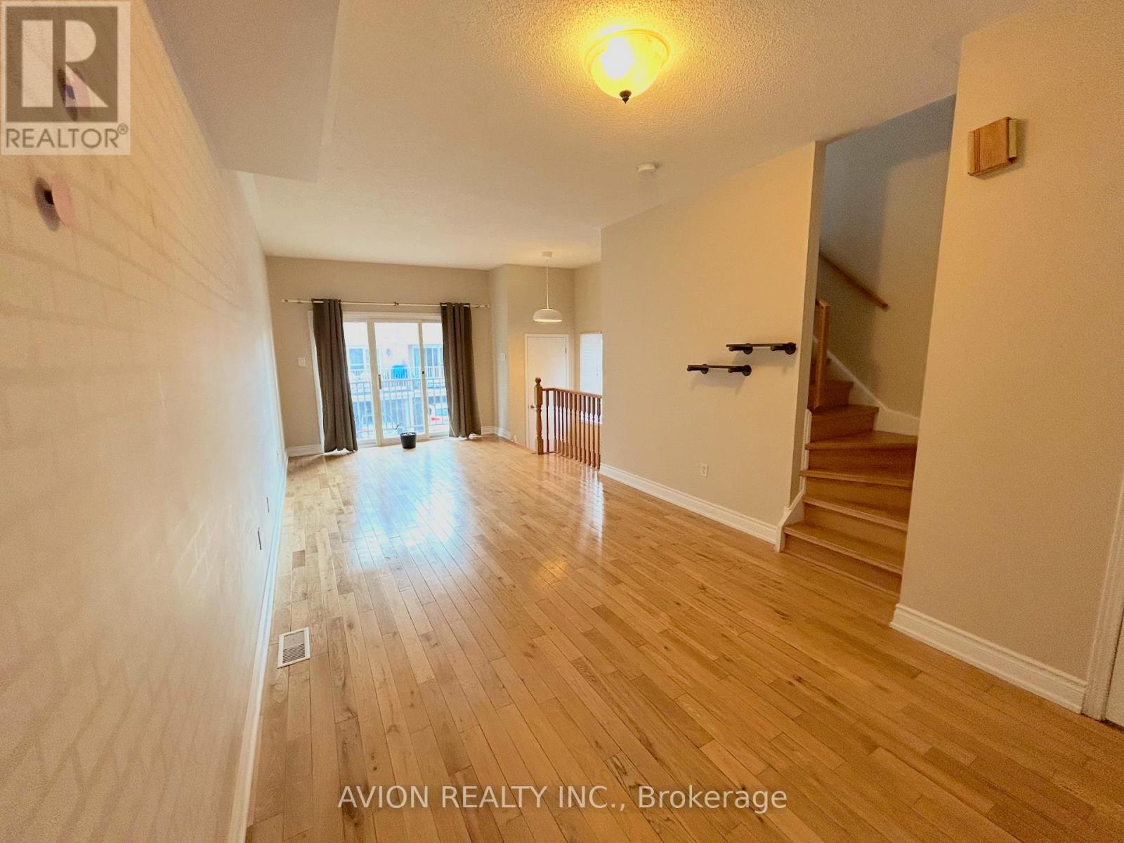 264 - 23 Observatory Lane, Richmond Hill, Ontario  L4C 0M7 - Photo 5 - N12689584