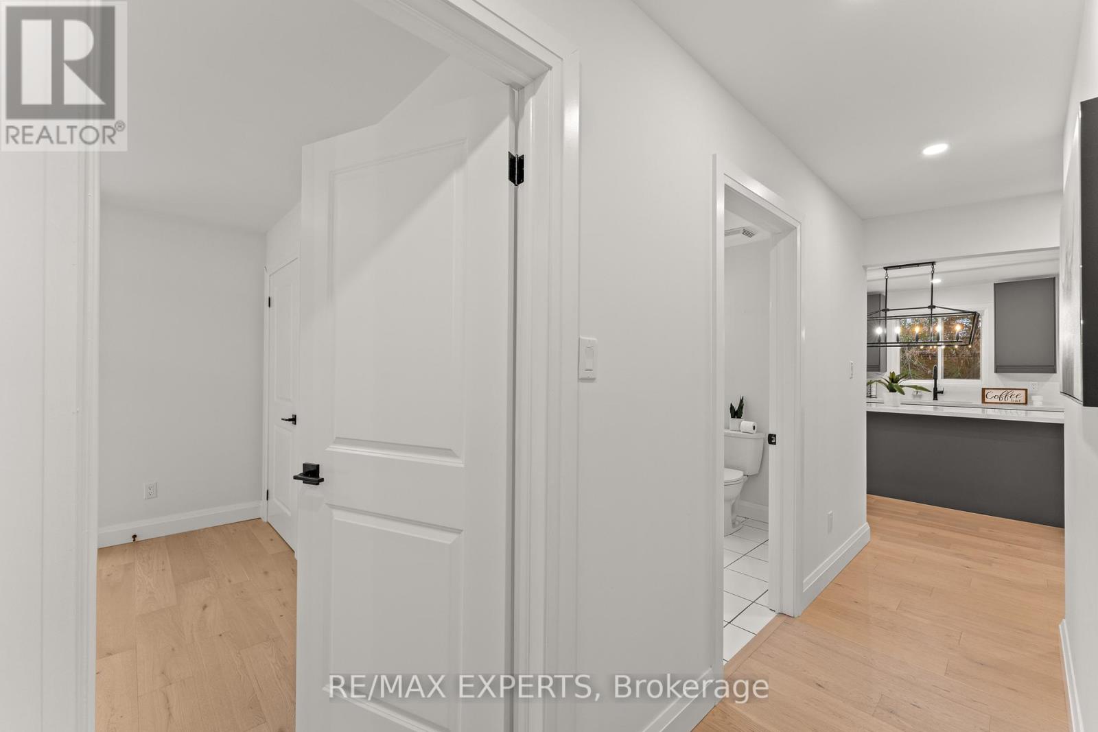 353 Walter Drive, Georgina, Ontario  L4P 3A8 - Photo 32 - N12689092