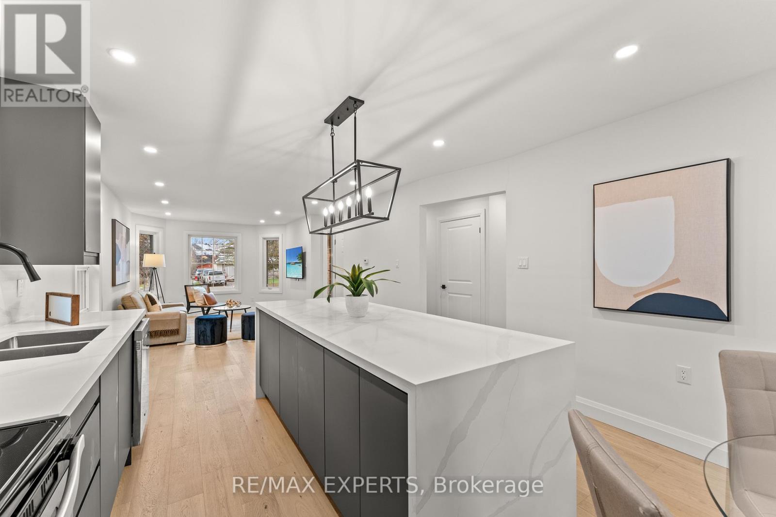 353 Walter Drive, Georgina, Ontario  L4P 3A8 - Photo 25 - N12689092