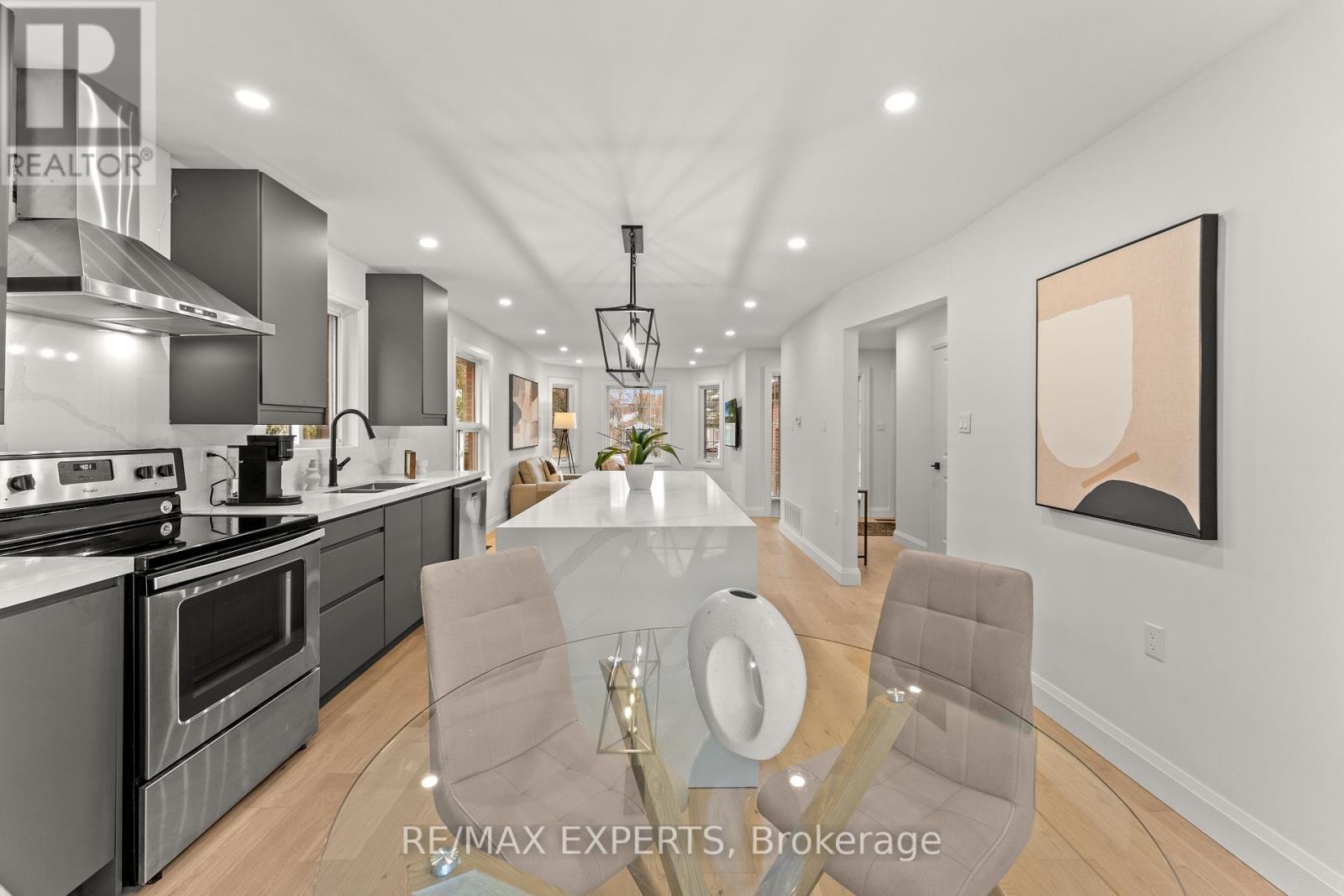 353 Walter Drive, Georgina, Ontario  L4P 3A8 - Photo 21 - N12689092