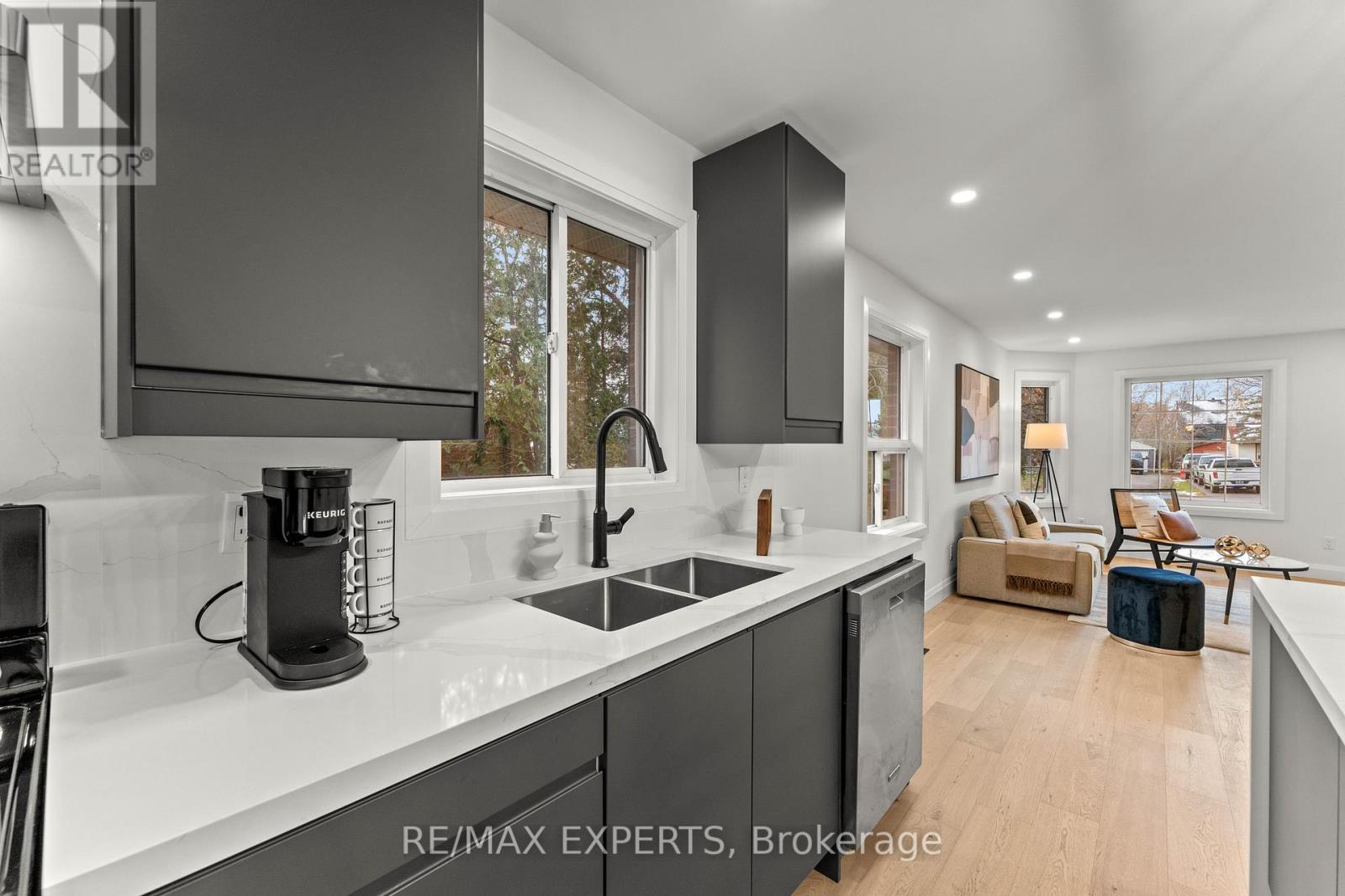 353 Walter Drive, Georgina, Ontario  L4P 3A8 - Photo 27 - N12689092