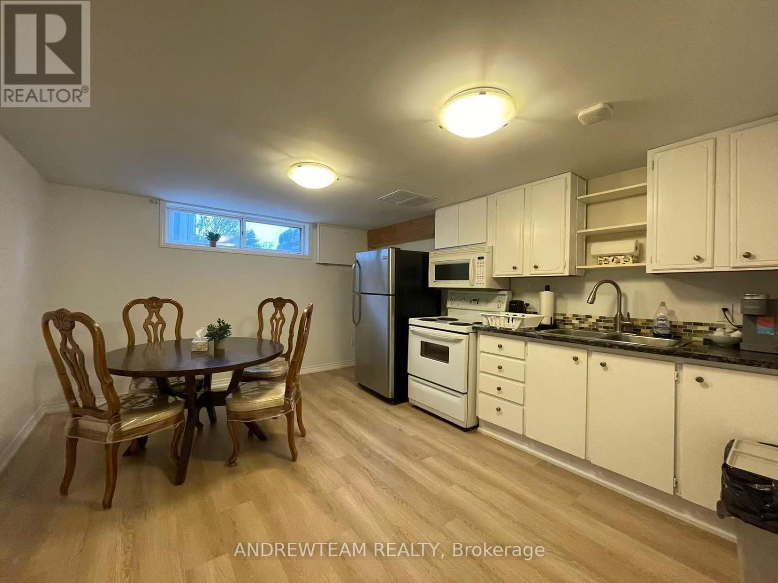 Basement - 382 Lynett Crescent, Richmond Hill, Ontario  L4C 2V5 - Photo 14 - N12689576