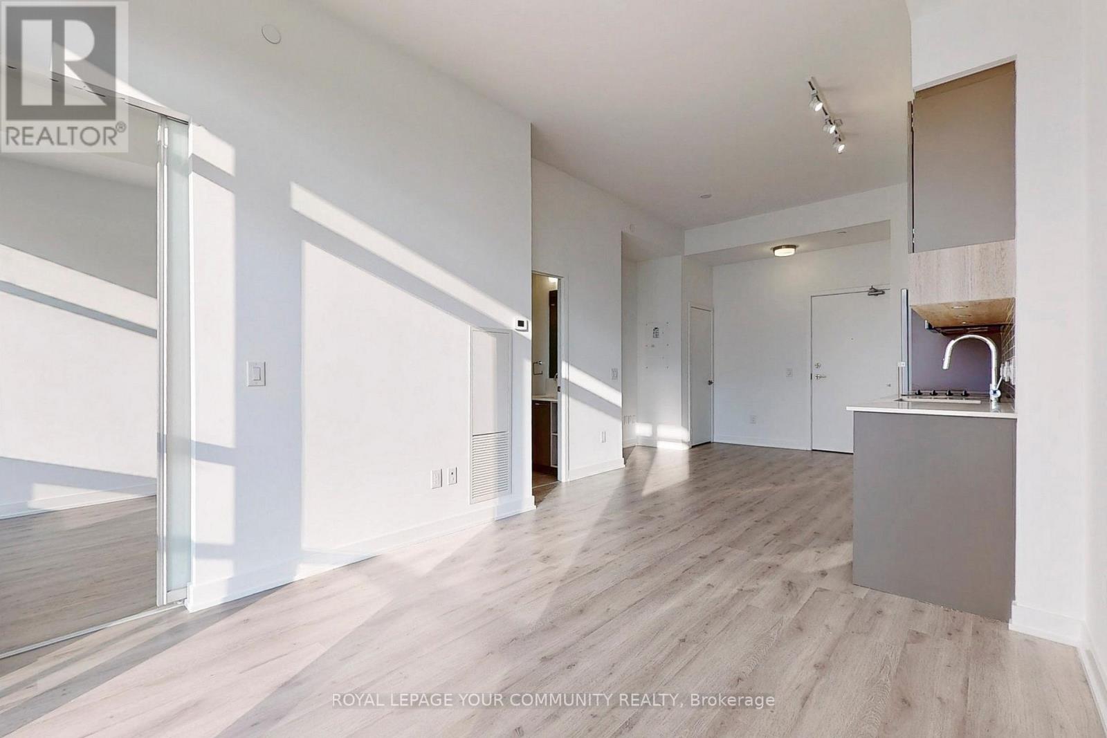 719 - 3005 Pine Glen Road, Oakville, Ontario  L6M 5P5 - Photo 7 - W12689544