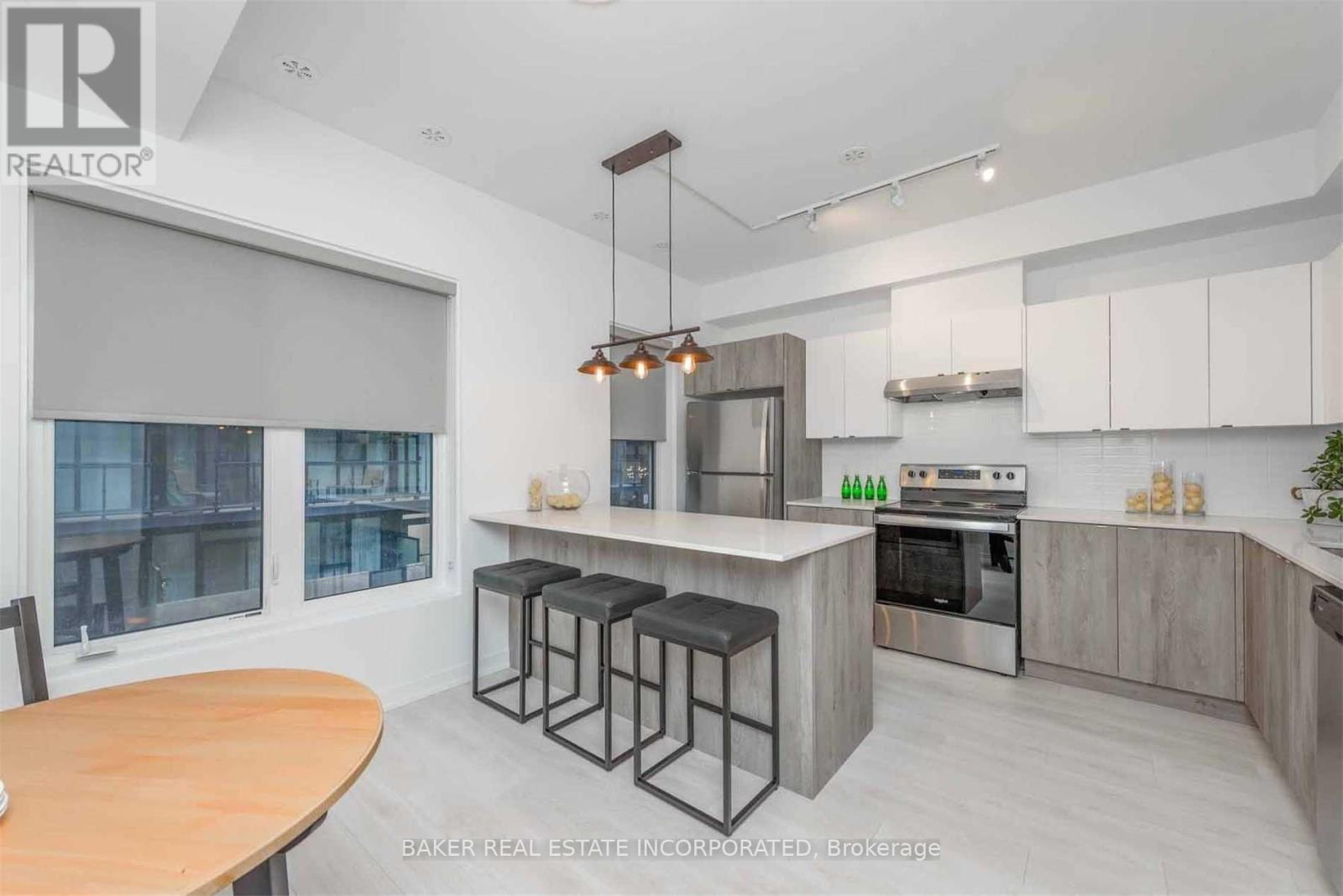 30 - 1095 Cooke Boulevard, Burlington, Ontario  L7T 0C4 - Photo 6 - W12689590