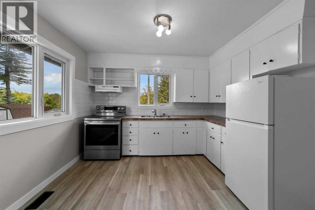 201 Main Street, Rosalind, Alberta  T0B 3Y0 - Photo 11 - A2246935