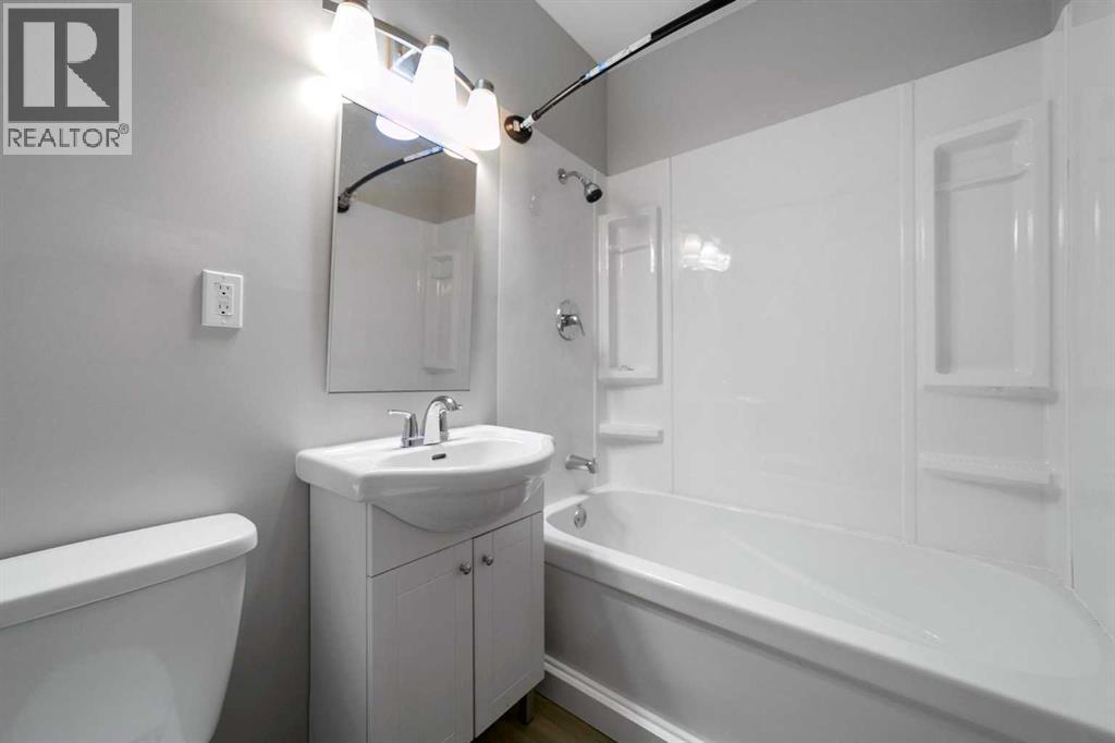 201 Main Street, Rosalind, Alberta  T0B 3Y0 - Photo 17 - A2246935