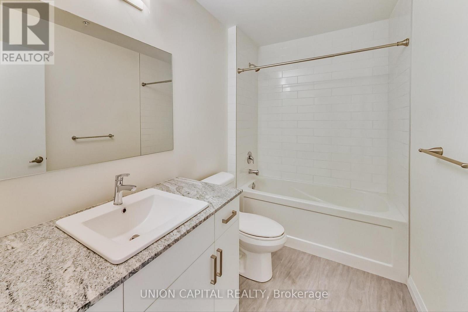 801 - 60 Charles Street W, Kitchener, Ontario  N2G 0C9 - Photo 22 - X12683522