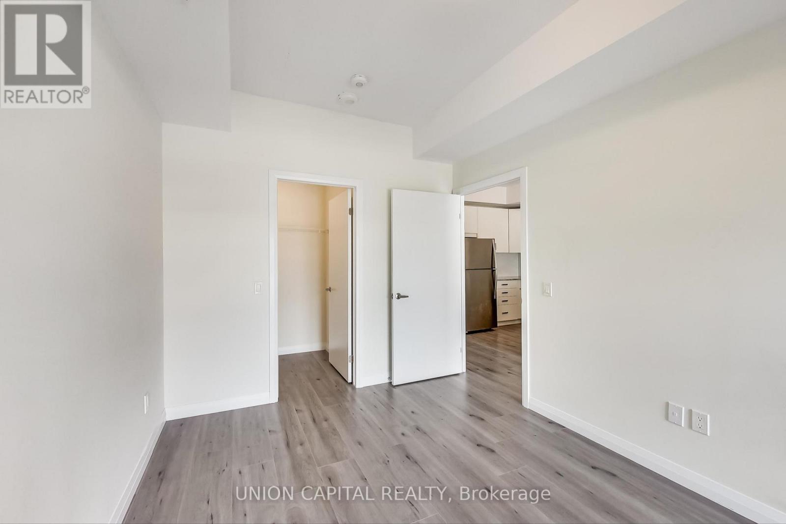 801 - 60 Charles Street W, Kitchener, Ontario  N2G 0C9 - Photo 26 - X12683522