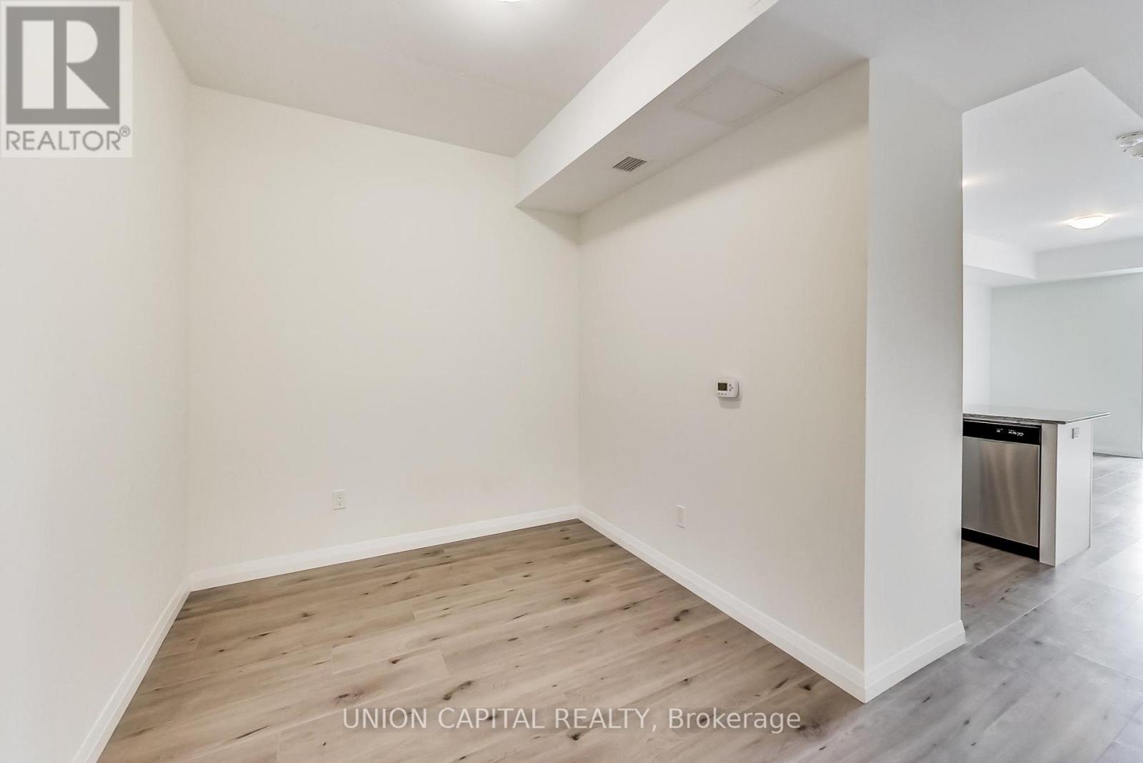 801 - 60 Charles Street W, Kitchener, Ontario  N2G 0C9 - Photo 29 - X12683522