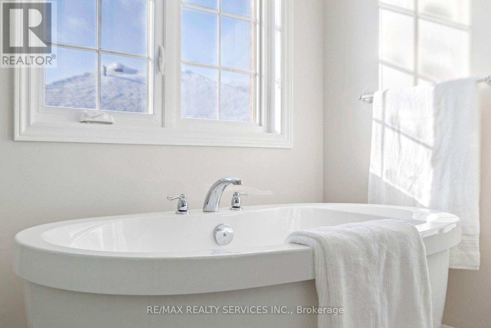 47 Dass Drive E, Centre Wellington, Ontario  N1M 0H1 - Photo 30 - X12689588