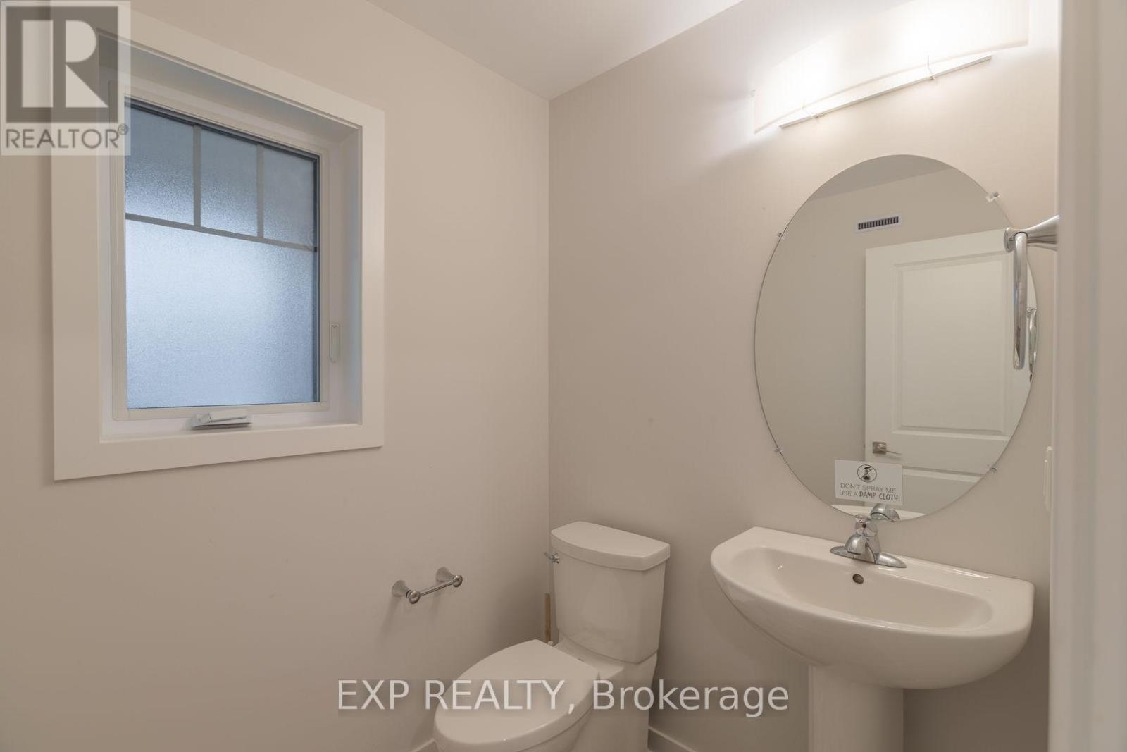 150 Empire Parkway, St. Thomas, Ontario  N5P 0P1 - Photo 3 - X12689592