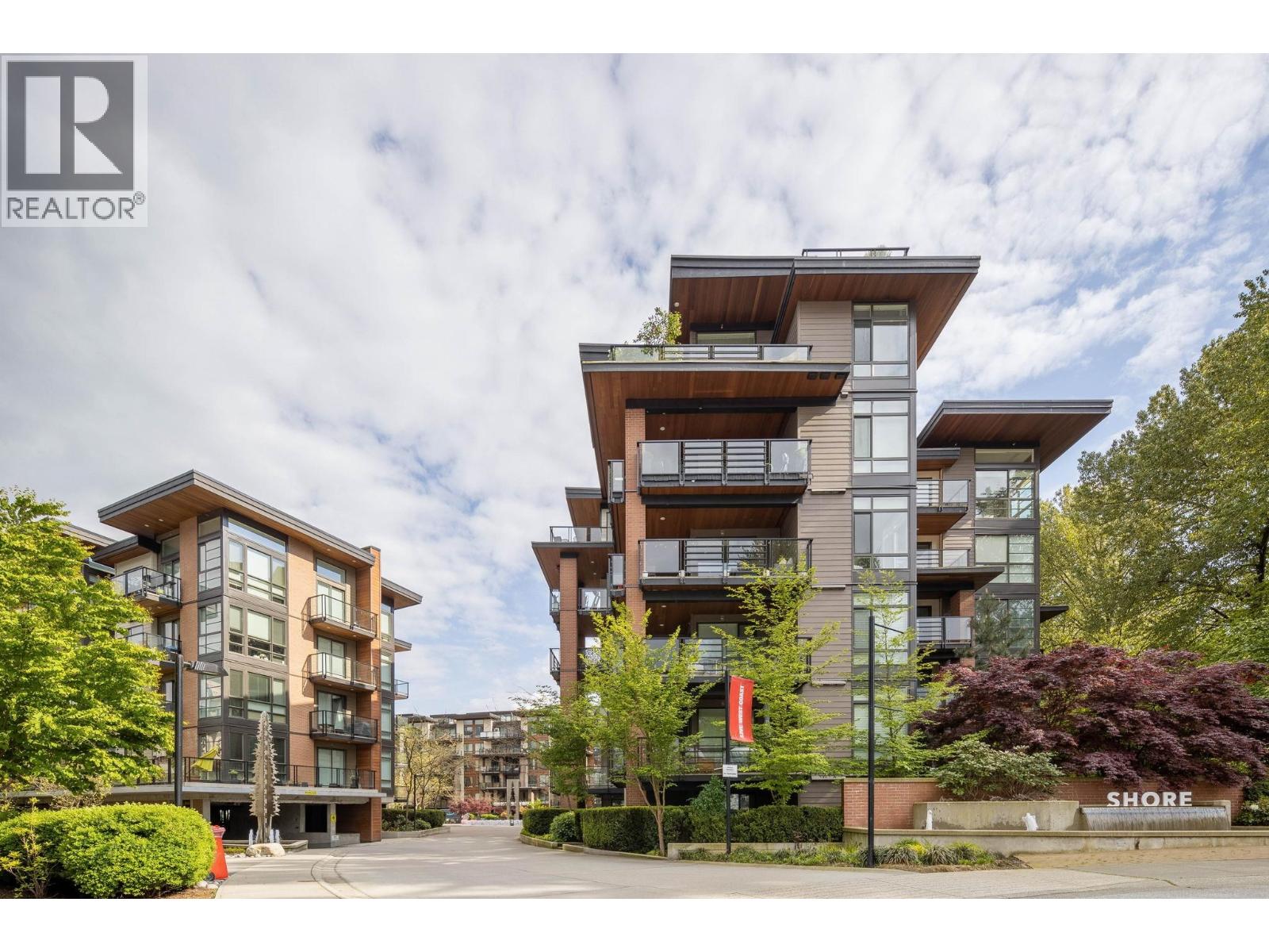 603 733 W 3rd Street, North Vancouver, British Columbia  V7M 0C8 - Photo 1 - R3078163