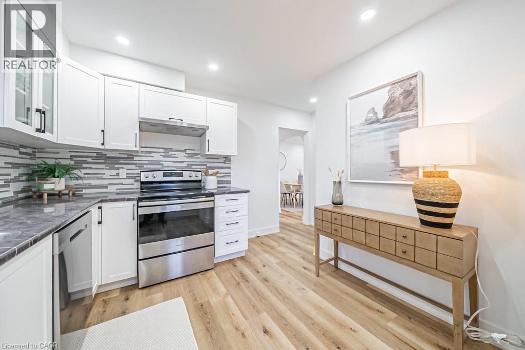 14 Woodbine Avenue Unit# A, St. Catharines, Ontario  L2N 3N3 - Photo 25 - 40798039