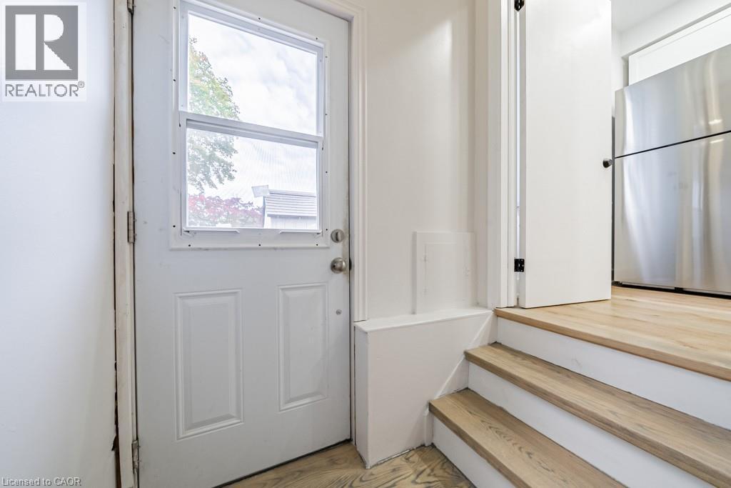 14 Woodbine Avenue Unit# A, St. Catharines, Ontario  L2N 3N3 - Photo 27 - 40798039