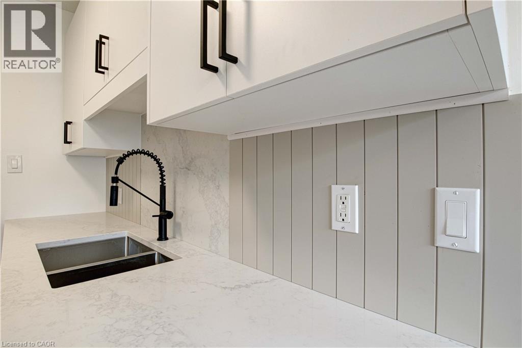 283 Fairway Road N Unit# 405, Kitchener, Ontario N2A 2P1 - Photo 4 - 40797634