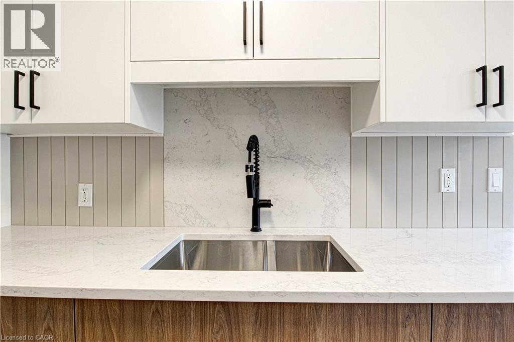 283 Fairway Road N Unit# 405, Kitchener, Ontario N2A 2P1 - Photo 5 - 40797634