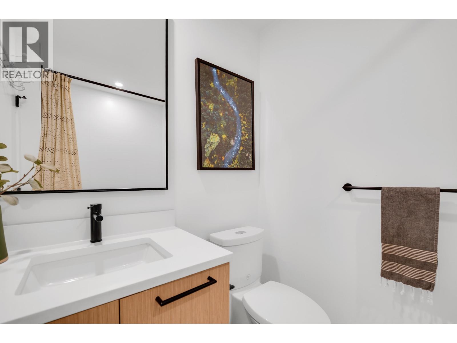 1379 Marinaside Place, Squamish, British Columbia  V8B 1A8 - Photo 14 - R3078627